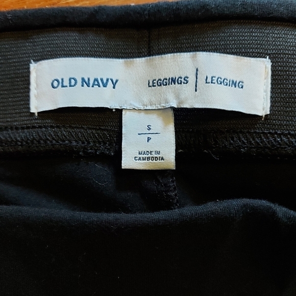 Old Navy Black Leggings Size S NWOT - Picture 4 of 7